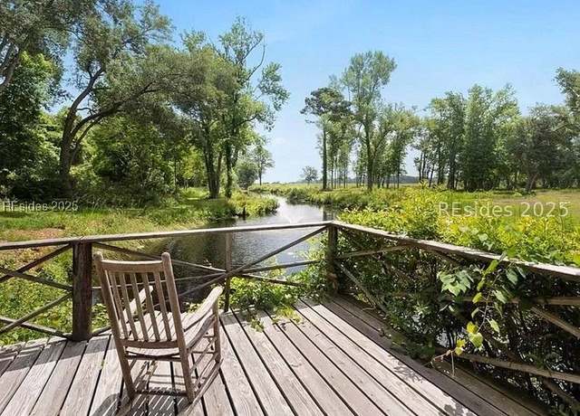 Property at 170 Dillon Rd, Hilton Head Island, SC 29926, 4 beds, 4.5 baths
