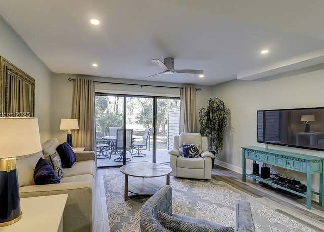 Property at 113 Shipyard Dr #144, Hilton Head Island, SC 29928, 2 beds, 2.5 baths