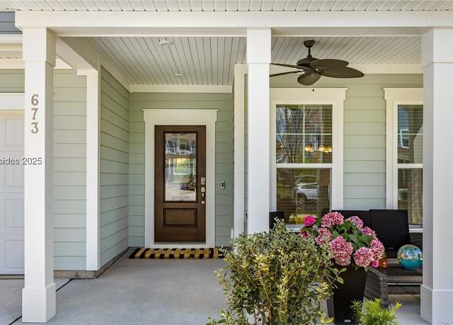 Property at 673 Danner Dr, Bluffton, SC 29909, 4 beds, 3.5 baths