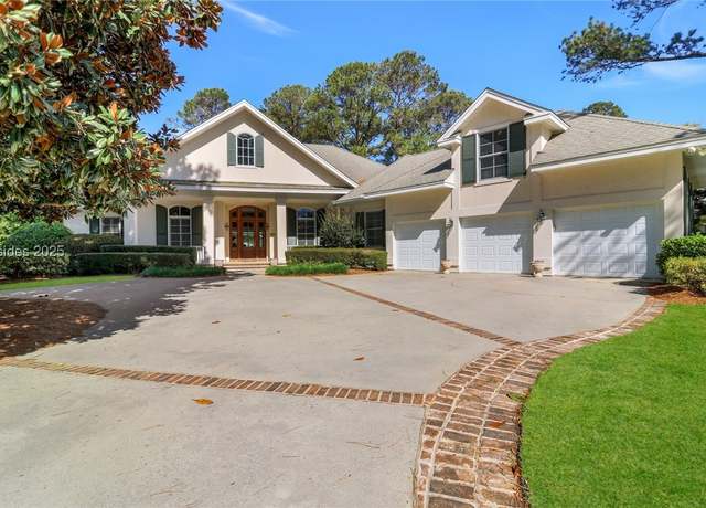 Property at 305 Bamberg Dr, Bluffton, SC 29910, 4 beds, 4.5 baths