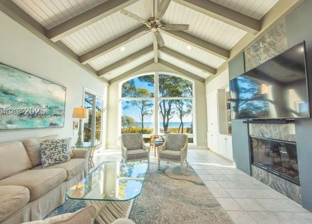 Property at 12 Cassina Ln, Hilton Head Island, SC 29928, 5 beds, 5.5 baths