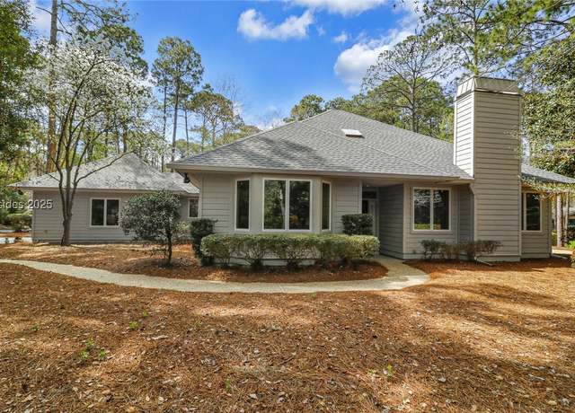 Property at 35 Winding Trail Ln, Hilton Head Island, SC 29926, 3 beds, 2 baths