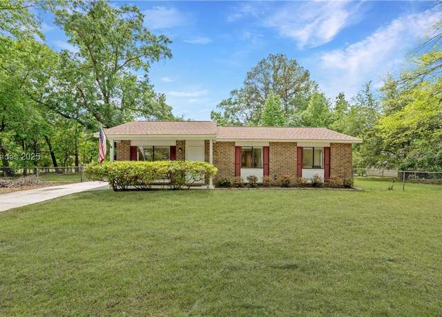 Property at 5618 Pulaski Ct, Beaufort, SC 29906, 3 beds, 2 baths