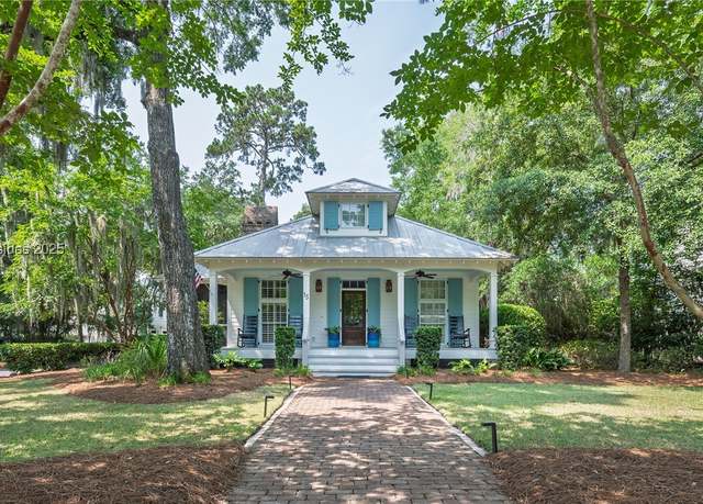 Property at 15 Carnegie St, Bluffton, SC 29910, 2 beds, 2 baths