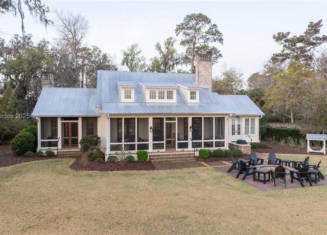 Property at 31 Stallings Island St, Bluffton, SC 29910, 4 beds, 3.5 baths