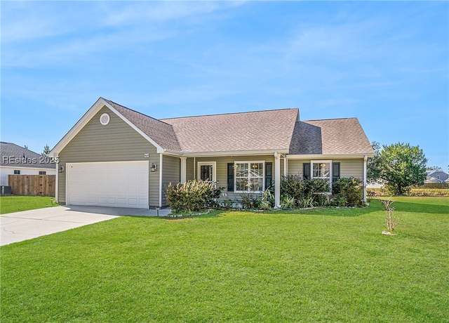 Property at 464 Ridgeland Lakes Dr, Ridgeland, SC 29936, 4 beds, 2 baths