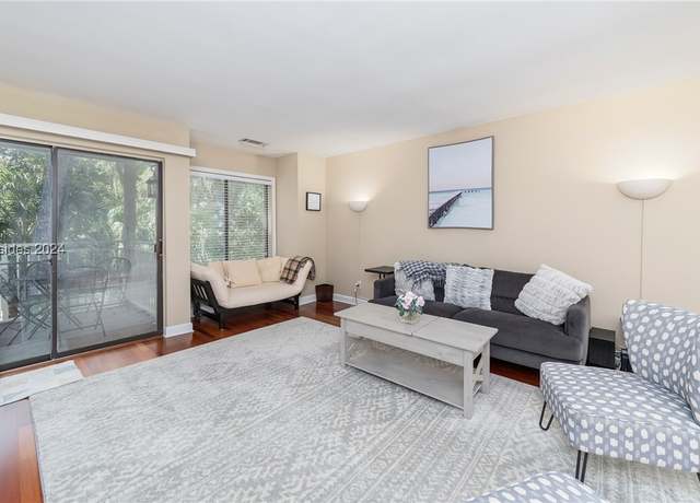 Property at 15 Deallyon Ave #2, Hilton Head Island, SC 29928, 2 beds, 2.5 baths