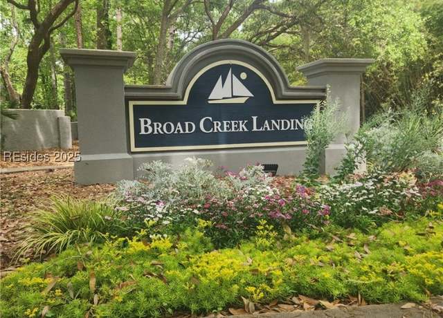 Property at 18 Three Mast Ln #18, Hilton Head Island, SC 29928, 2 beds, 2 baths