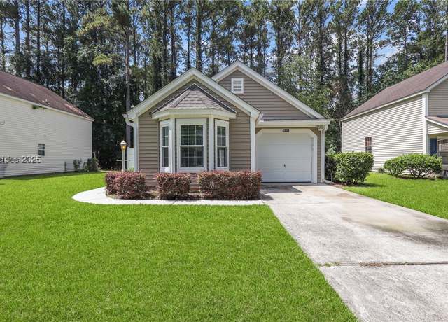 Property at 845 Rocking Horse Ln, Bluffton, SC 29910, 3 beds, 2 baths