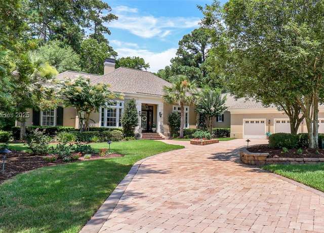 Property at 3 Cotesworth Pl, Hilton Head Island, SC 29926, 4 beds, 4.5 baths