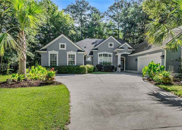 Property at 19 Sea Island Dr, Bluffton, SC 29909, 4 beds, 3.5 baths