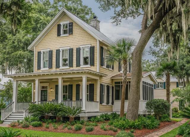 Property at 162 Coosaw Club Dr, Beaufort, SC 29907, 4 beds, 4.5 baths