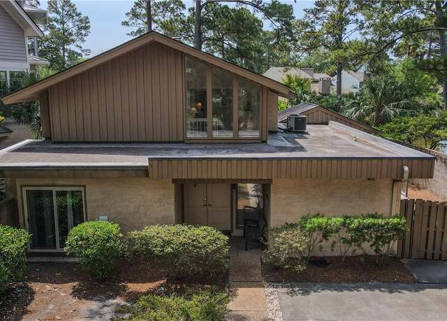 Property at 2 Windjammer Ct, Hilton Head Island, SC 29928, 3 beds, 3 baths