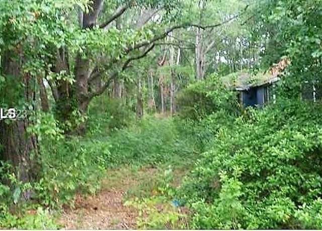 Property at 100 Goethe Rd, Bluffton, SC 29910