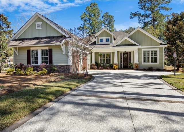 Property at 18 Lakewood Ct, Bluffton, SC 29910, 3 beds, 3 baths