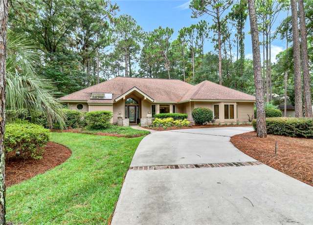 Property at 12 Wild Azalea Ln, Hilton Head Island, SC 29926, 4 beds, 3 baths
