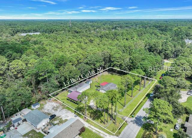 Property at 15 Red Cedar St, Bluffton, SC 29910, 4 beds, 3 baths