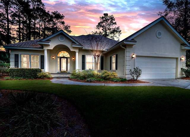 Property at 1 Sams Point Ln, Hilton Head Island, SC 29926, 3 beds, 2.5 baths