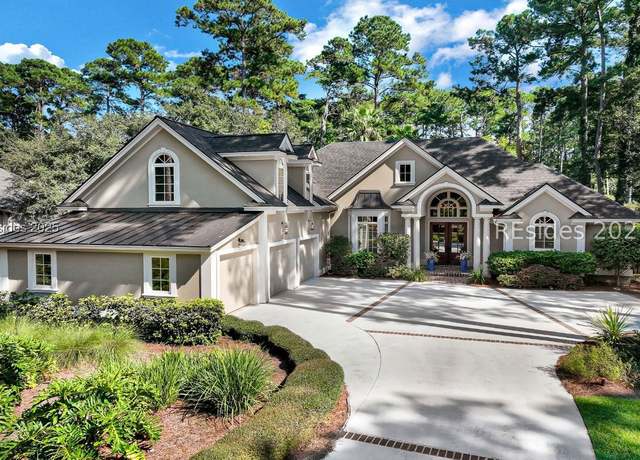 Property at 734 Colonial Dr, Hilton Head Island, SC 29926, 4 beds, 4.5 baths