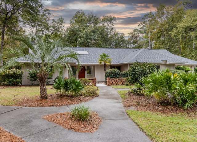 Property at 10 Teal Ln, Hilton Head Island, SC 29926, 3 beds, 3 baths