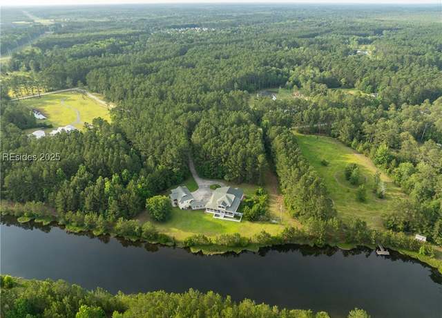 Property at 823 Battle Cut Rd, Ridgeland, SC 29936, 6 beds, 6.5 baths