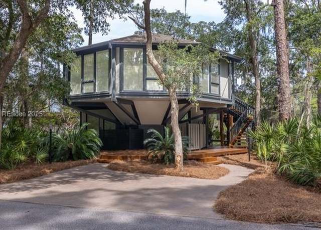 Property at 2065 Deer Island Rd, Hilton Head Island, SC 29928, 1 bed, 1 bath