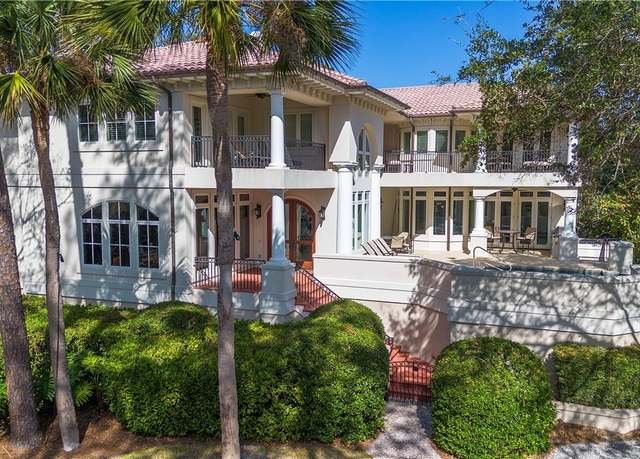 Property at 3 Ketch, Hilton Head Island, SC 29928, 6 beds, 6.5 baths