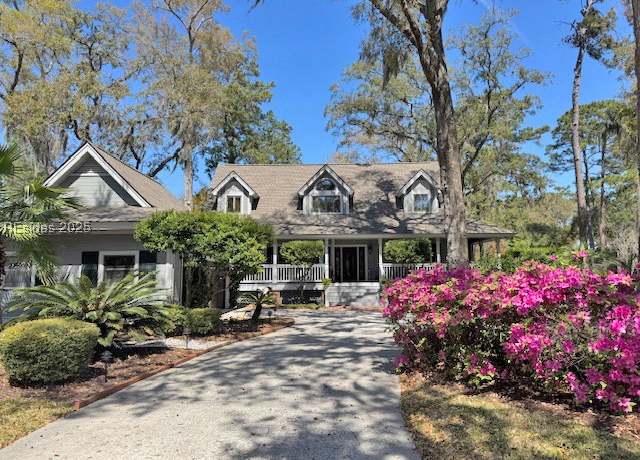 Property at 2 Bateau Rd, Hilton Head Island, SC 29928, 3 beds, 3.5 baths