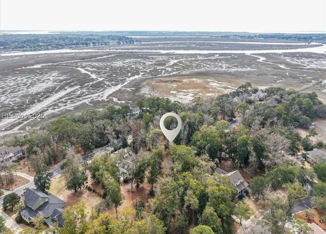 Property at 304 De La Gaye Pt, Beaufort, SC 29902