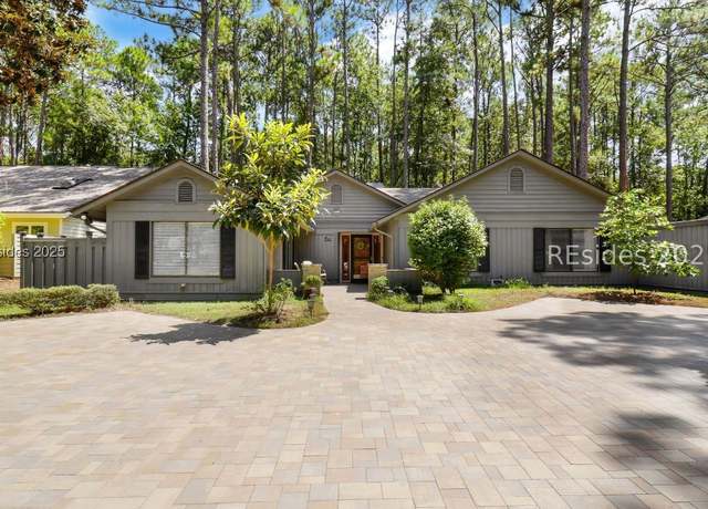 Property at 27 Arrow Wood Rd, Hilton Head Island, SC 29926, 3 beds, 2 baths