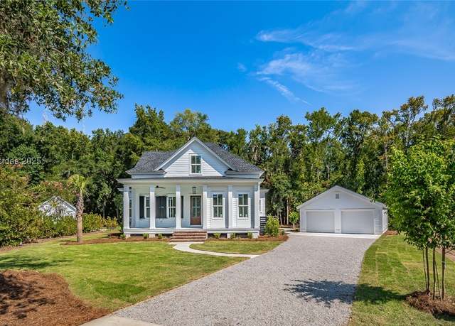 Property at 2 Creeks End Ln, Beaufort, SC 29902, 4 beds, 3 baths
