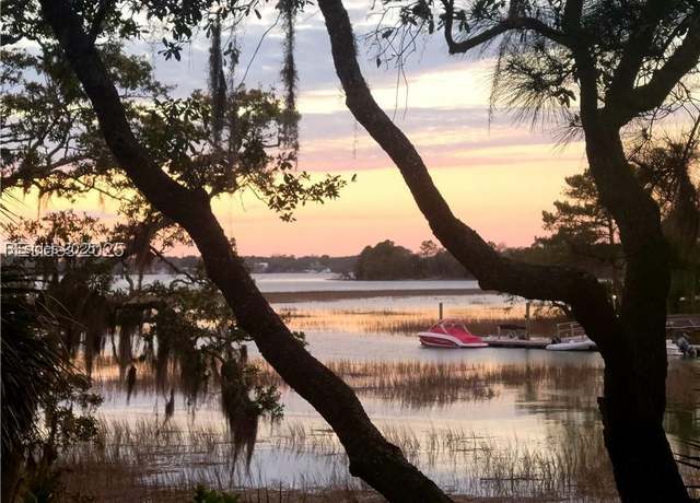 Property at 64 Crosstree Dr N, Hilton Head Island, SC 29926, 4 beds, 4 baths