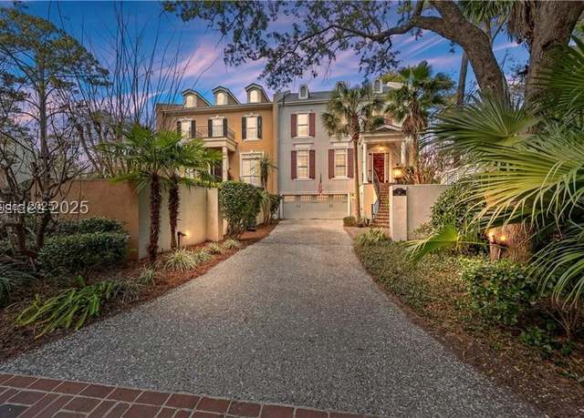 Property at 64 Crosstree Dr N, Hilton Head Island, SC 29926, 4 beds, 4 baths