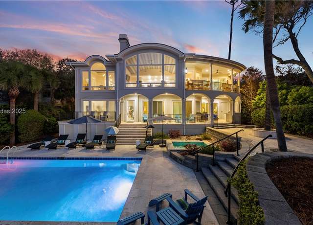 Property at 11 Armada St, Hilton Head Island, SC 29928, 6 beds, 6.5 baths