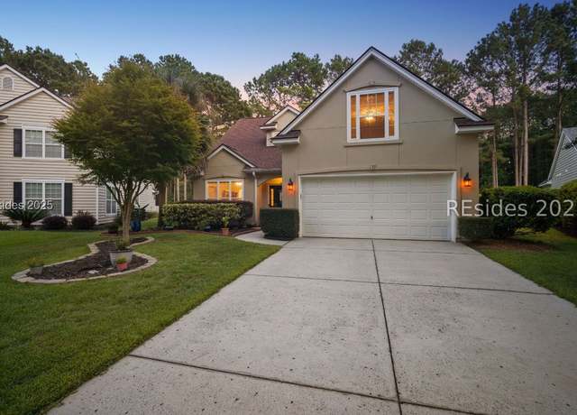 Property at 7 Stonesthrow Ct, Bluffton, SC 29910, 4 beds, 2.5 baths