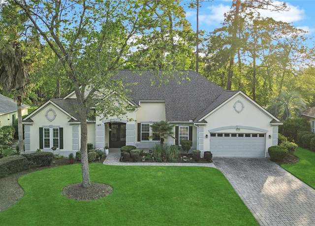 Property at 4 Oxban Ct, Bluffton, SC 29909, 3 beds, 2.5 baths