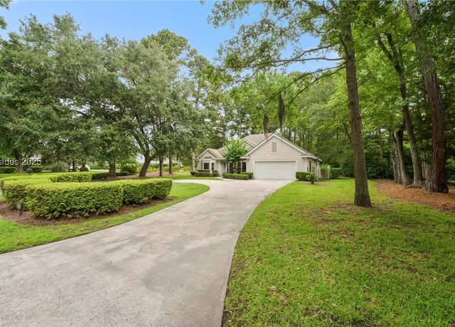 Property at 19 Flying King Ct, Hilton Head Island, SC 29926, 3 beds, 2 baths