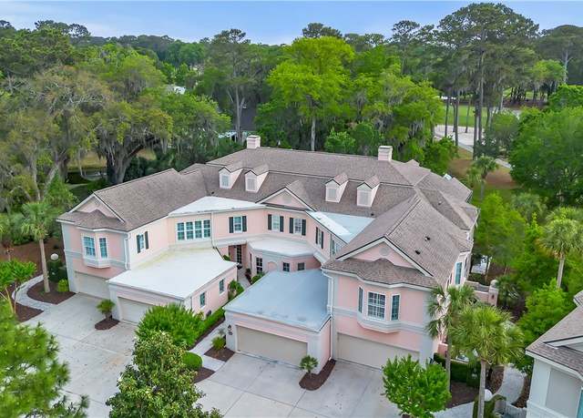 Property at 207 Berwick Dr #207, Hilton Head Island, SC 29926, 4 beds, 4 baths