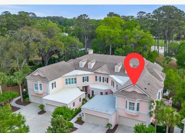 Property at 207 Berwick Dr #207, Hilton Head Island, SC 29926, 4 beds, 4 baths