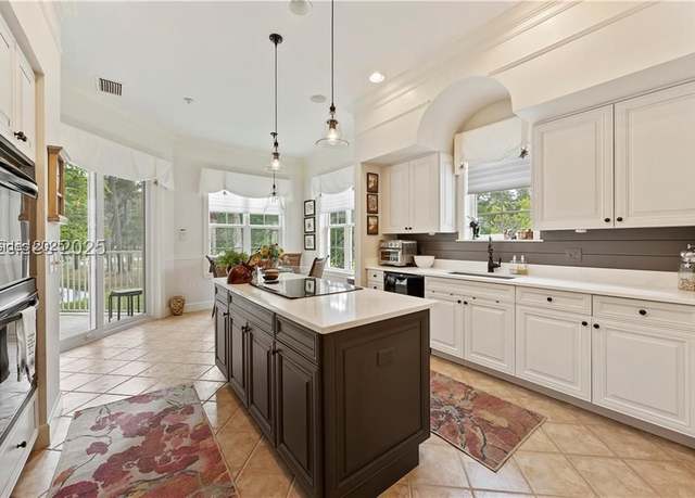 Property at 207 Berwick Dr #207, Hilton Head Island, SC 29926, 4 beds, 4 baths