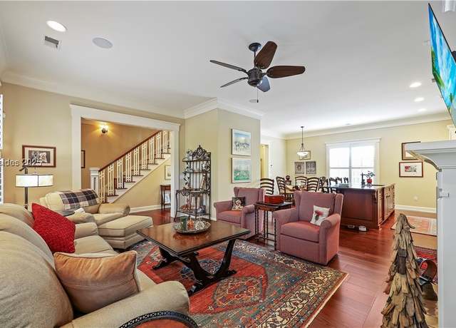 Property at 27 Tabby Shell Rd, Bluffton, SC 29910, 3 beds, 3.5 baths