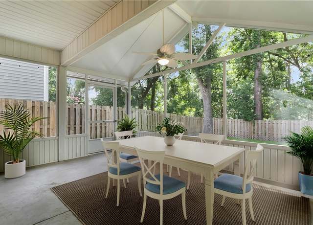 Property at 40 Isle Of Palms W, Bluffton, SC 29910, 3 beds, 2.5 baths