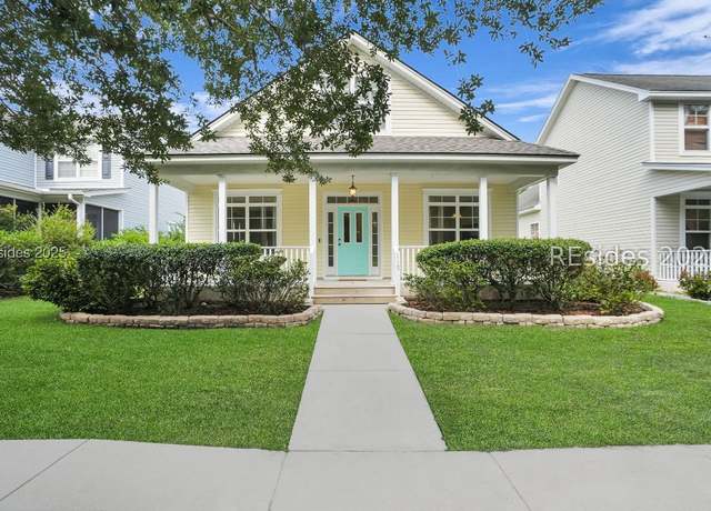 Property at 115 Pin Oak St, Bluffton, SC 29910, 3 beds, 2 baths