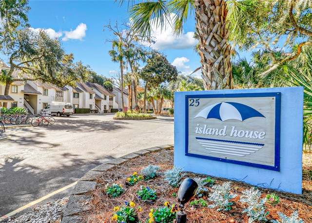 Property at 25 Deallyon Ave #122, Hilton Head Island, SC 29928, 2 beds, 2 baths