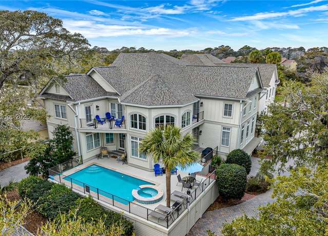 Property at 20 Knotts Way, Hilton Head Island, SC 29928, 6 beds, 6.5 baths