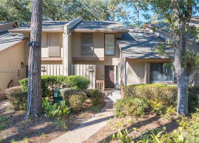 Property at 225 S Sea Pines Dr #1424, Hilton Head Island, SC 29928, 4 beds, 3 baths