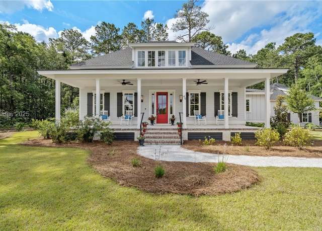 Property at 49 Oldfield Village Rd, Bluffton, SC 29909, 5 beds, 5 baths