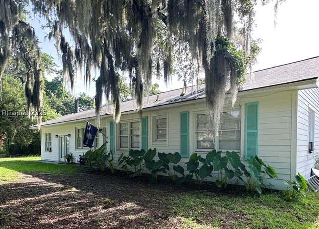 Property at 1508 London Ave, Port Royal, SC 29935, 4 beds, 2.5 baths