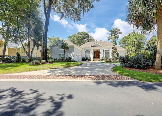 Property at 17 Magnolia Blossom Dr, Bluffton, SC 29910, 4 beds, 4.5 baths