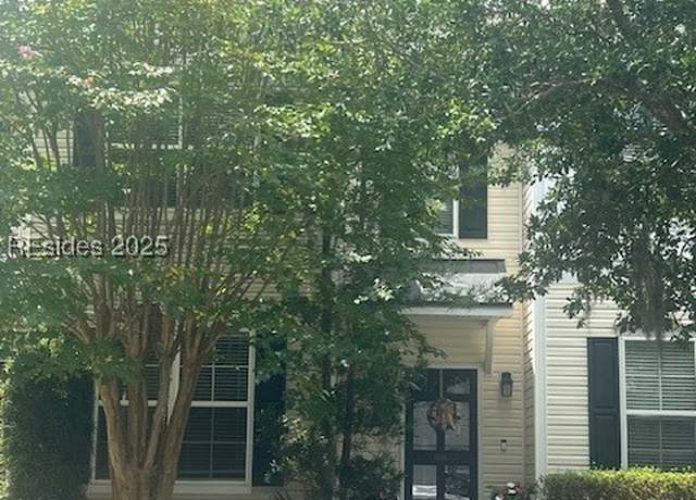 Property at 170 Westbury Park Way, Bluffton, SC 29910, 2 beds, 2.5 baths
